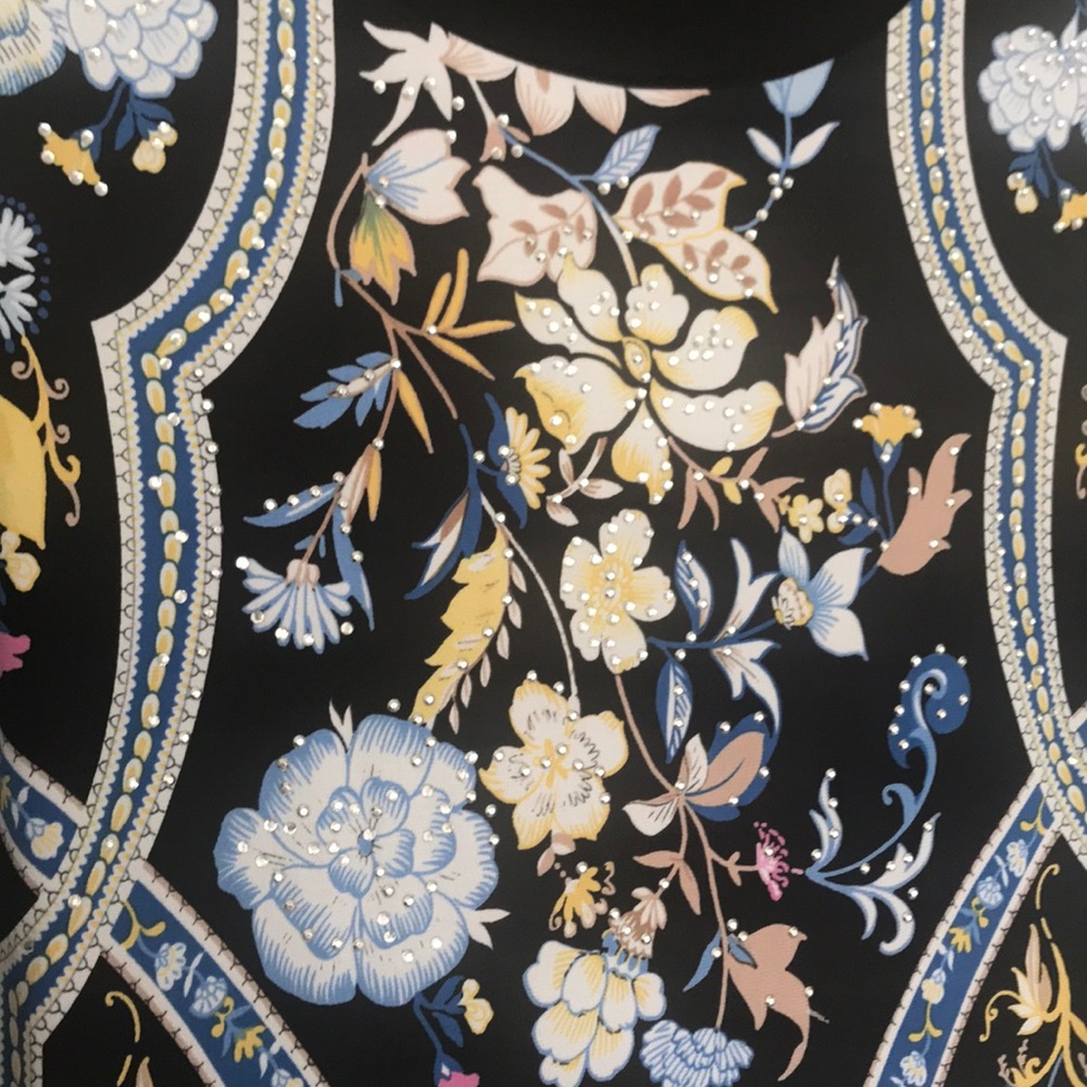 Dress - Picture 3 of 6
